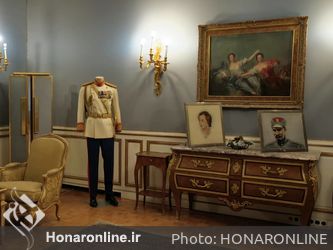 در کاخ نیاوران چه آثاری را می توانیم ببینیم؟