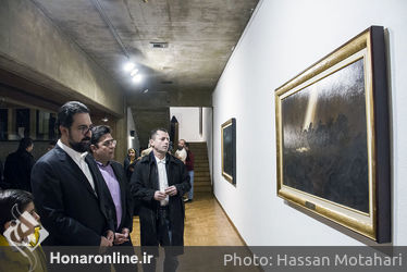 نمایشگاه نقاشی‌های حسن روالامین در گالری فرهنگسرای نیاوران
