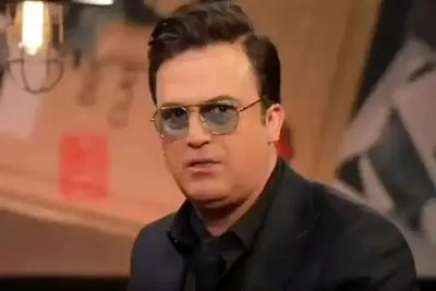 دستفروشی می‌کنم اما کمدی هرگز!