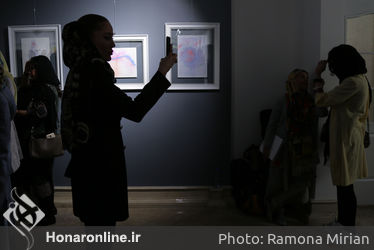 نمایشگاه نقاشی احمدرضا احمدی با عنوان "هزار اقاقیا در چشم تو هیچ بود" در گالری کاما