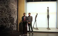 مراسم جانمایی مجسمه‌های آلبرتو جاکومتی در موزه هنرهای معاصر 