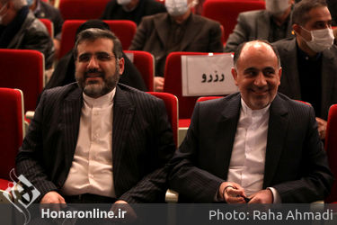 بزرگداشت حکیم نظامی برنامه ویژه آیین بزرگداشت حکیم نظامی با حضور شخصیتهای ملی و بین المللی و اهالی فرهنگ و هنر