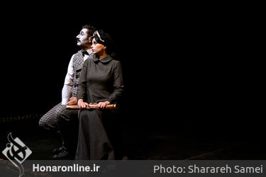اجرای نمایش "طپانچه خانم" به کارگردانی شهاب‌الدین حسین‌پور در تماشاخانه پالیز
