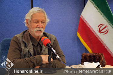 رونمایی از کتاب «اقتباس نمایشی کمیک از لطایف ملانصرالدین»