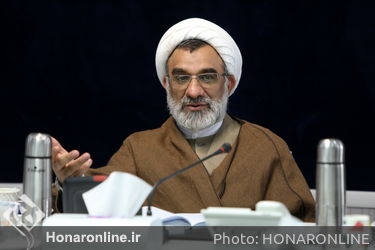 نشست دبیر عالی شورای انقلاب فرهنگی با تعدادی از هنرمندان تئاتر