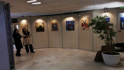 Art exhibition underway to mark Government Week in Iran
