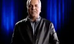 مهران مدیری از دکور جدید «دورهمی» رونمایی کرد