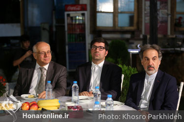 حاشیه مراسم "معرفی ترجمه دیوان حافظ به زبان صربی" در باغ موزه هنر ایرانی