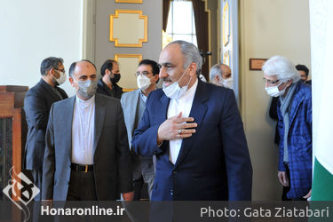 «نشست آشنایی با فرهنگ و هنرهای نمایش تاجیکستان»  در تالار وحدت