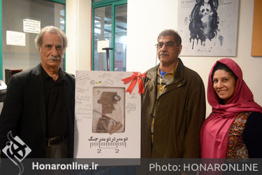رونمایی از کتاب حمیدرضا آذرنگ در تماشاخانه پالیز