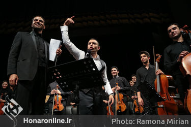 کنسرت "نوستالژی" ناصر چشم‌آذر در تالار وحدت
