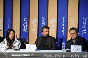 نشست فیلم «لباس شخصی» در هفتمین روز سی و هشتمین جشنواره فیلم فجر در پردیس ملت 