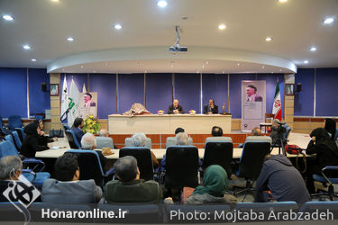 رونمایی از کتاب دکتر پرویز ممنون در سالن مشاهیر مجموعه تئاتر شهر