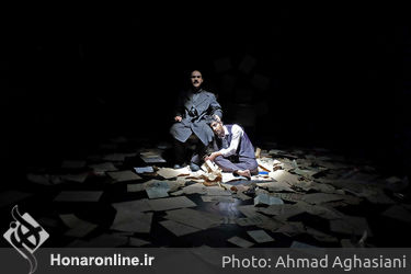 نمایش "گفتگوی شبانه" در خانه نمایش