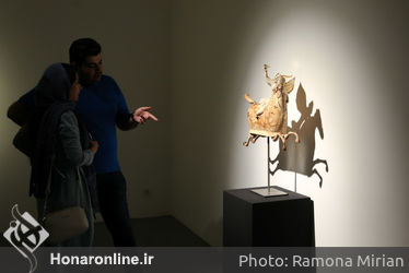 نمایشگاه آثار بهزاد اژدری در گالری اعتماد باغ نگارستان