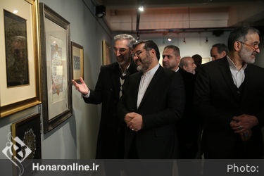 بازدید وزیر فرهنگ از نمایشگاه پانزدهمین جشنواره هنرهای تجسمی