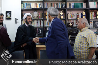 نشست حجت‌الاسلام احمد مازنی، عضو کمیسیون فرهنگی مجلس شورای اسلامی با اعضای خانه تئاتر