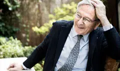 اهدای شیر طلایی افتخاری دوسالانه معماری ونیز به معمار ۸۳ ساله اسپانیایی