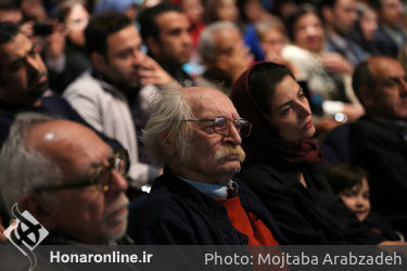 آيين افتتاحيه نمايشگاه توني كرگ با عنوان "ريشه ها و سنگ ها" در موزه هنرهای معاصر