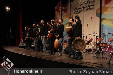 اجرای گروه سایه ارغوان در دومین شب جشنواره موسیقی فجر در ایوان شمس