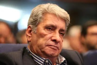 عیادت معاون صدا و پیشکسوتان از بهروز رضوی