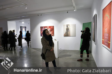نمایشگاه گروهی"خورشید های همیشه نام"در گالری شیرین 