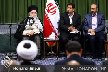 دیدار جمعی از شاعران و اهالی فرهنگ و ادب با رهبر معظم انقلاب