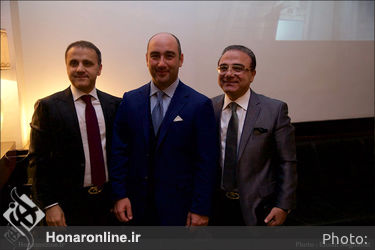 مراسم رونمایی از محصولات نفیس پرویز تناولی و محمد احصایی
