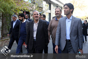 زاد روز و امضای کتاب داریوش اسدزاده در خانه فرهنگ و هنر گویا