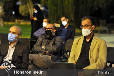 نشست صمیمانه هنرمندان و فعالان هنرهای تجسمی با وزیر فرهنگ و ارشاد اسلامی(2)