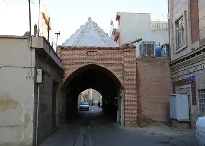تنها "چهارسوق چوبی" تهران مرمت می‌شود