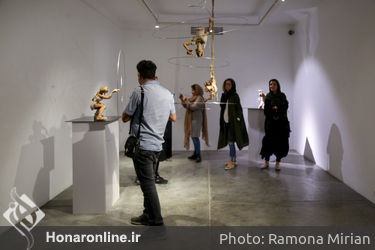 نمایشگاه مجسمه‌های ابوذر ونکی در گالری شیرین