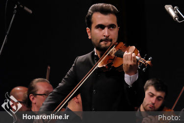 کنسرت ویلن امین غفاری به همراهی ارکستر فیلارمونیک باکو -