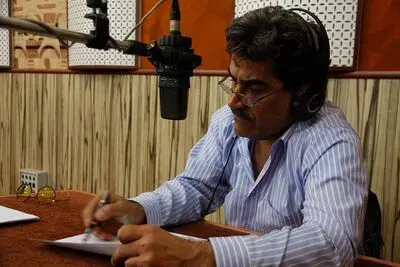 «برمی‌گردیم» به کارگردانی میکائیل شهرستانی روی آنتن رادیو نمایش می‌رود