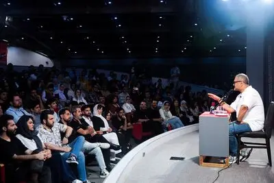 به عنوان کارگردان اگر فیلم بلندی بسازید که موفق نشود فاتحه شما خوانده است