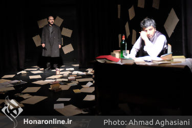 نمایش "گفتگوی شبانه" در خانه نمایش