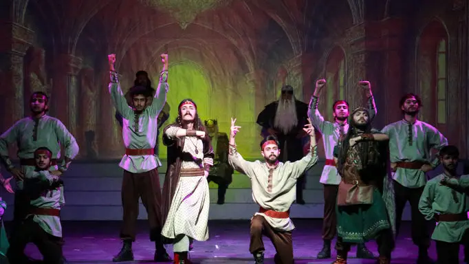 «سوره امید» با دستی پر به جشنواره تئاتر کودک و نوجوان می‌رود