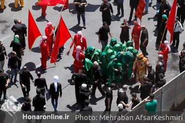 عاشورای حسینی در چهاراه گلوبندک تهران