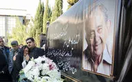 سیدمجتبی حسینی: دریغا گویی‌ برای هنرمندان کار سختی است / علی رامز  بر شانه دوستانش تشییع شد