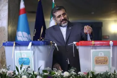 وزیر فرهنگ در گفت و گو با هنرآنلاین:

اصحاب فرهنگ، هنر و رسانه پیشتاز حرکت‌های آرمان‌خواهانه ملت ایران اند