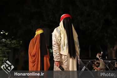 تعزیه "طفلان زینب(س)" و "وهب نصرانی" در مقابل تالار وحدت