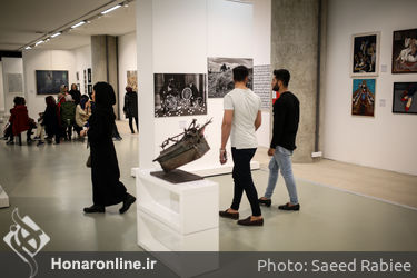 افتتاحیه نخستین نمایشگاه هنرمندان فردا در گالری باغ کتاب