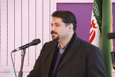 اعلام دلایل حذف دو بخش از جشنواره تئاتر خیابانی مریوان | رستمی: رویکرد ما در بخش پژوهش باید کاربردی باشد نه ویترینی
