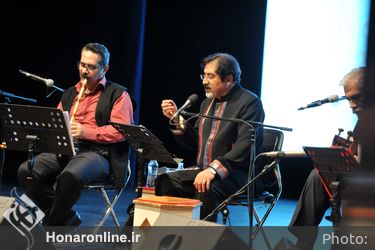 کنسرت گروه موسیقی بیدل به سرپرستی و خوانندگی حسام الدین سراج