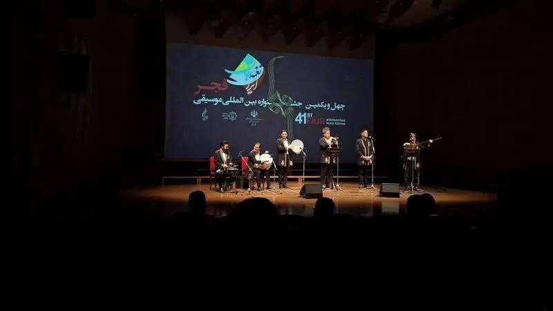 «عاشیقلار» به روی صحنه رفت؛ مخاطبانی که با «حیدر بابا» همراه شدند