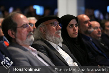 آيين افتتاحيه نمايشگاه توني كرگ با عنوان "ريشه ها و سنگ ها" در موزه هنرهای معاصر