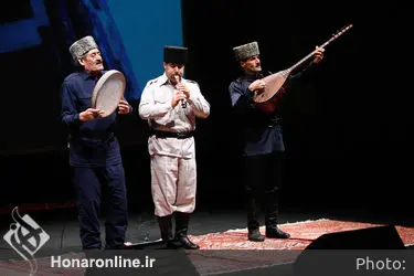 سومین روز از چهارمین فستیوال موسیقی نواحی آینه دار