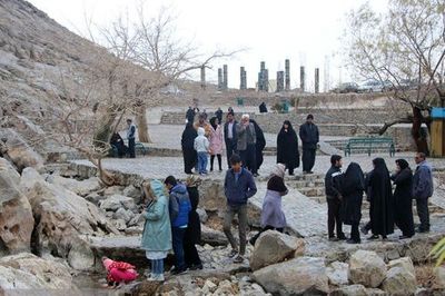 منطقه گردشگری غربالبیز مهریز به بخش خصوصی واگذار شد