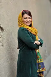 آذر نجیبی