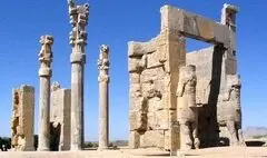 مهندسی و معماری آب پاسارگاد در راه ثبت جهانی / کاهش ۸۰ درصدی گردشگران تخت جمشید 